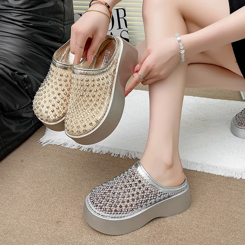 水钻满钻厚底包头拖鞋女夏2025新款镂空透气小个子增高外穿凉拖鞋