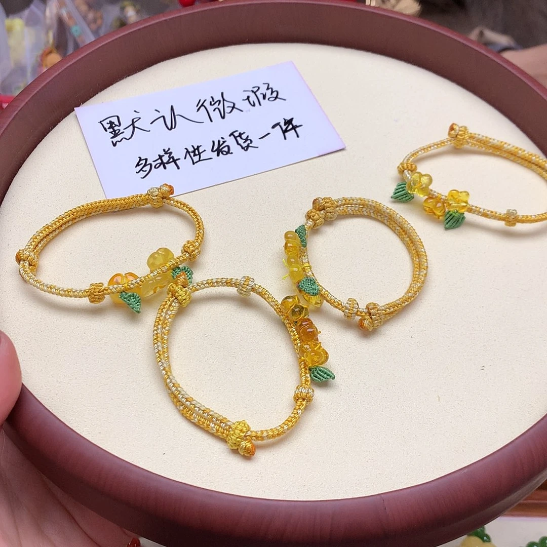 针钠钙石（海纹石）颈饰未镶嵌