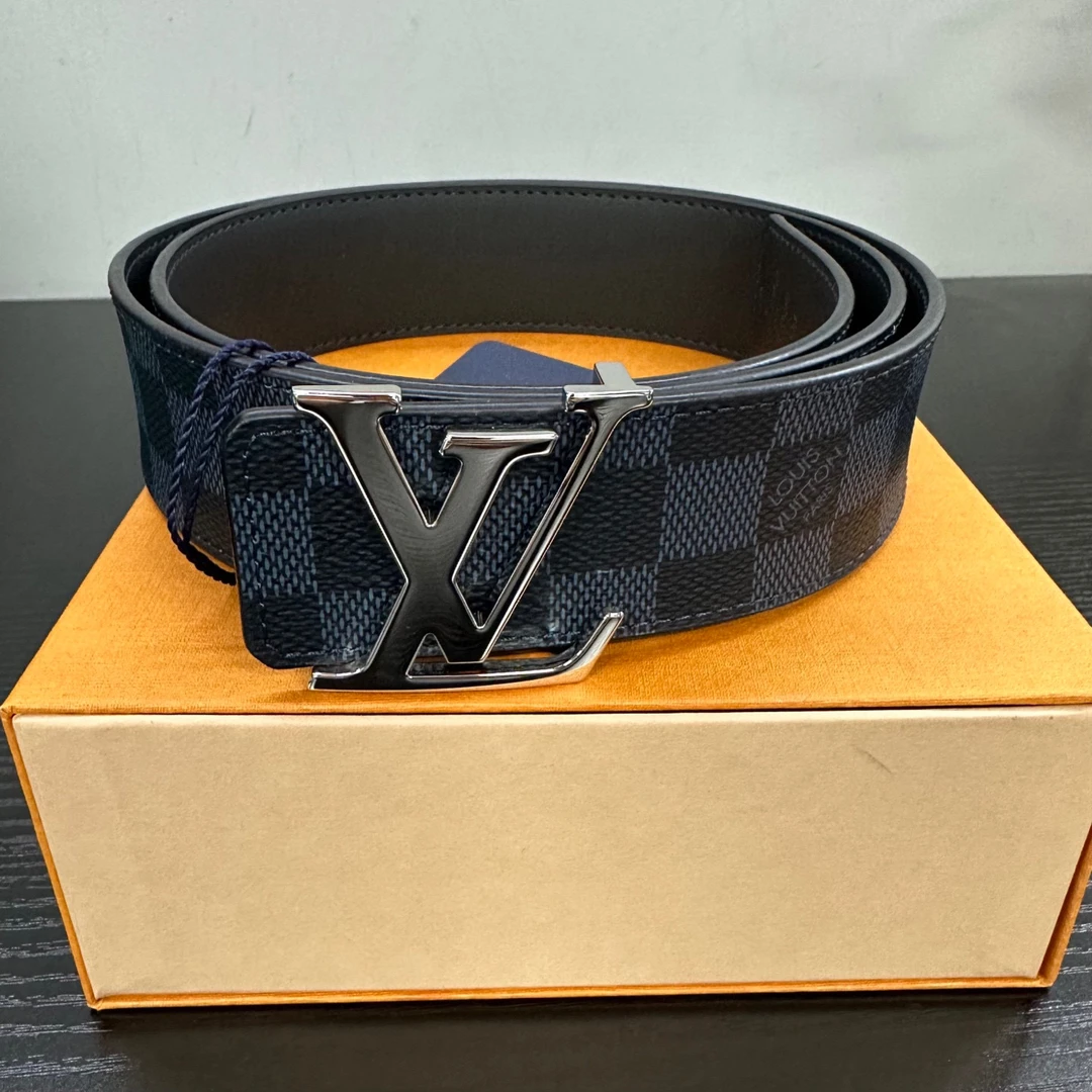 全新未使用 LouisVuitton/路易威登 棋盘格双面皮腰带95码D14273