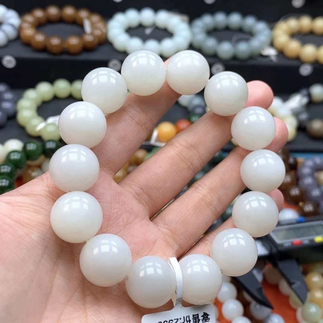 未镶嵌手串和田玉L卡16