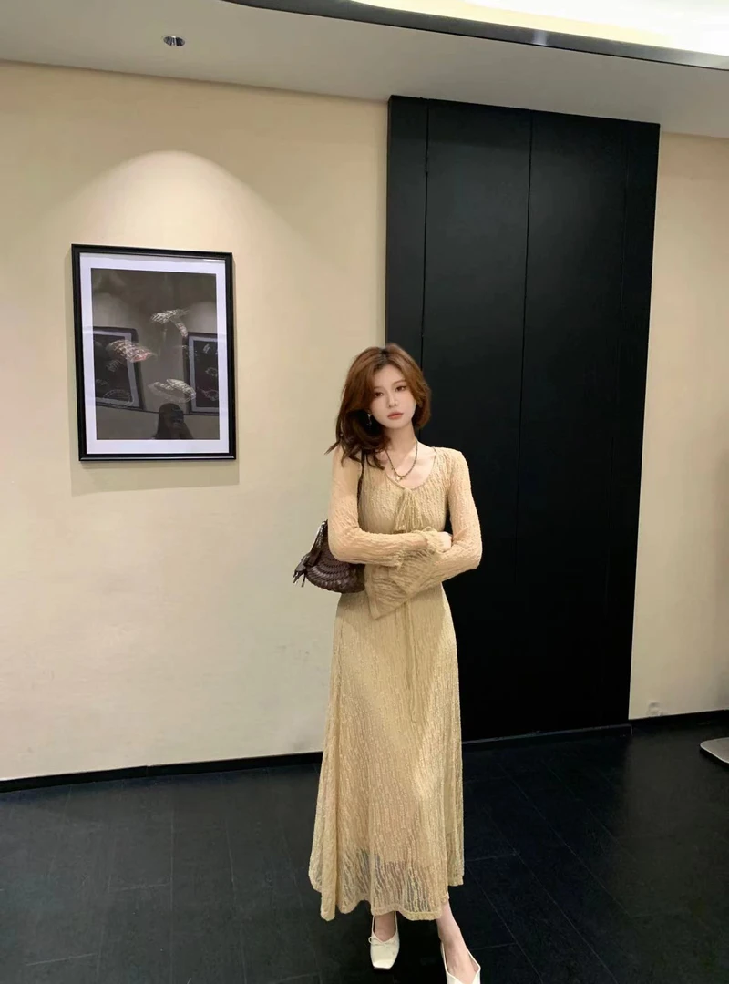 【芝士Cheese】英式长情  气质慵懒修身长袖时尚百搭韩韩吊带+外裙