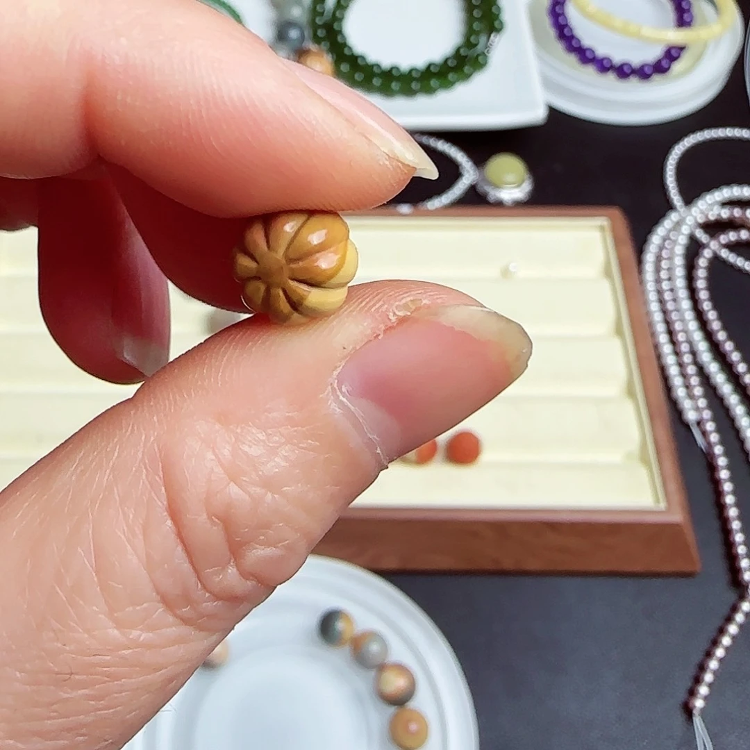 和田玉颈饰未镶嵌非*