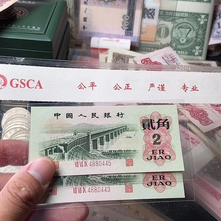 凡***哥00000000000000129