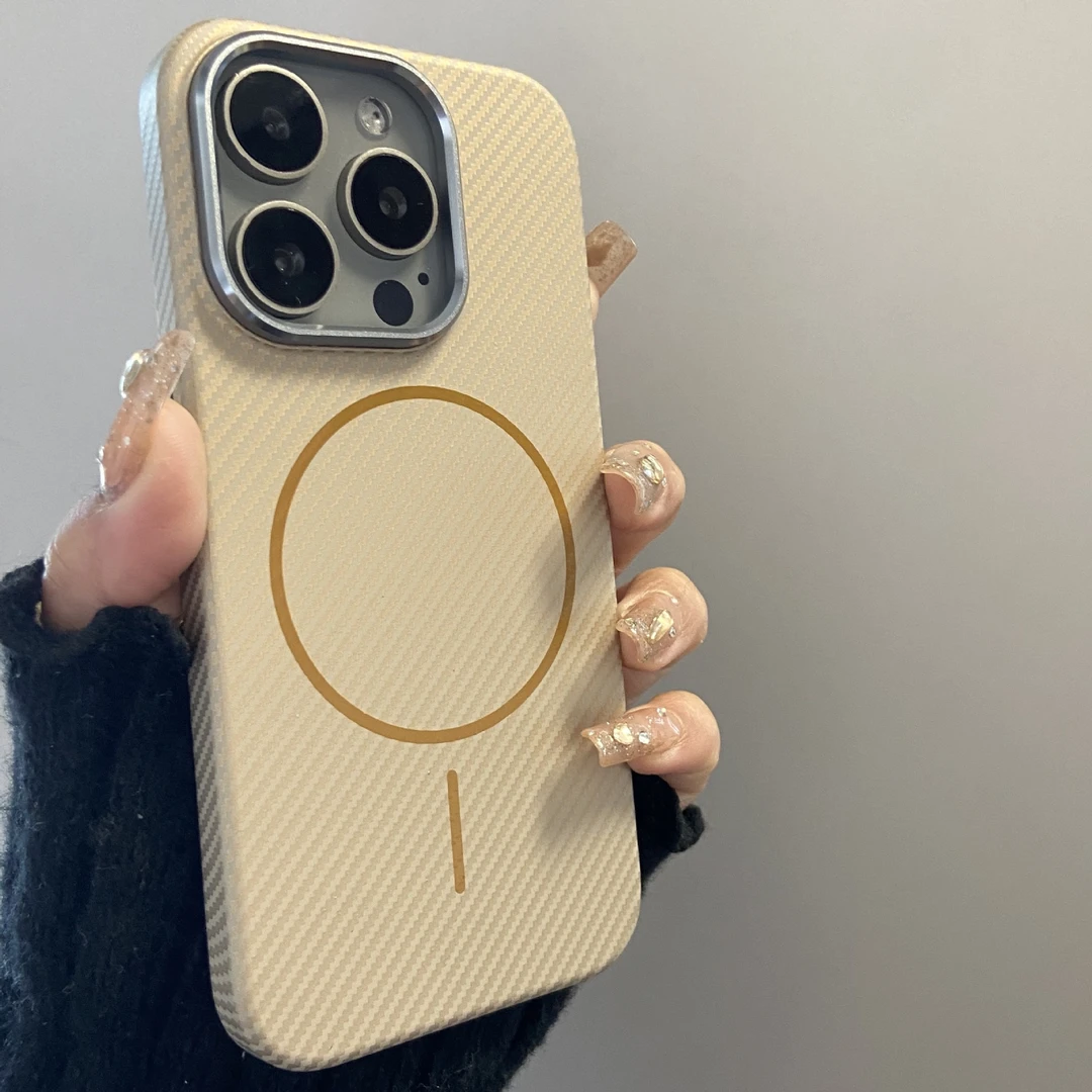 适用iphone15promax凯夫拉碳纤维纹细圈磁吸苹果16磨砂肤感保护14