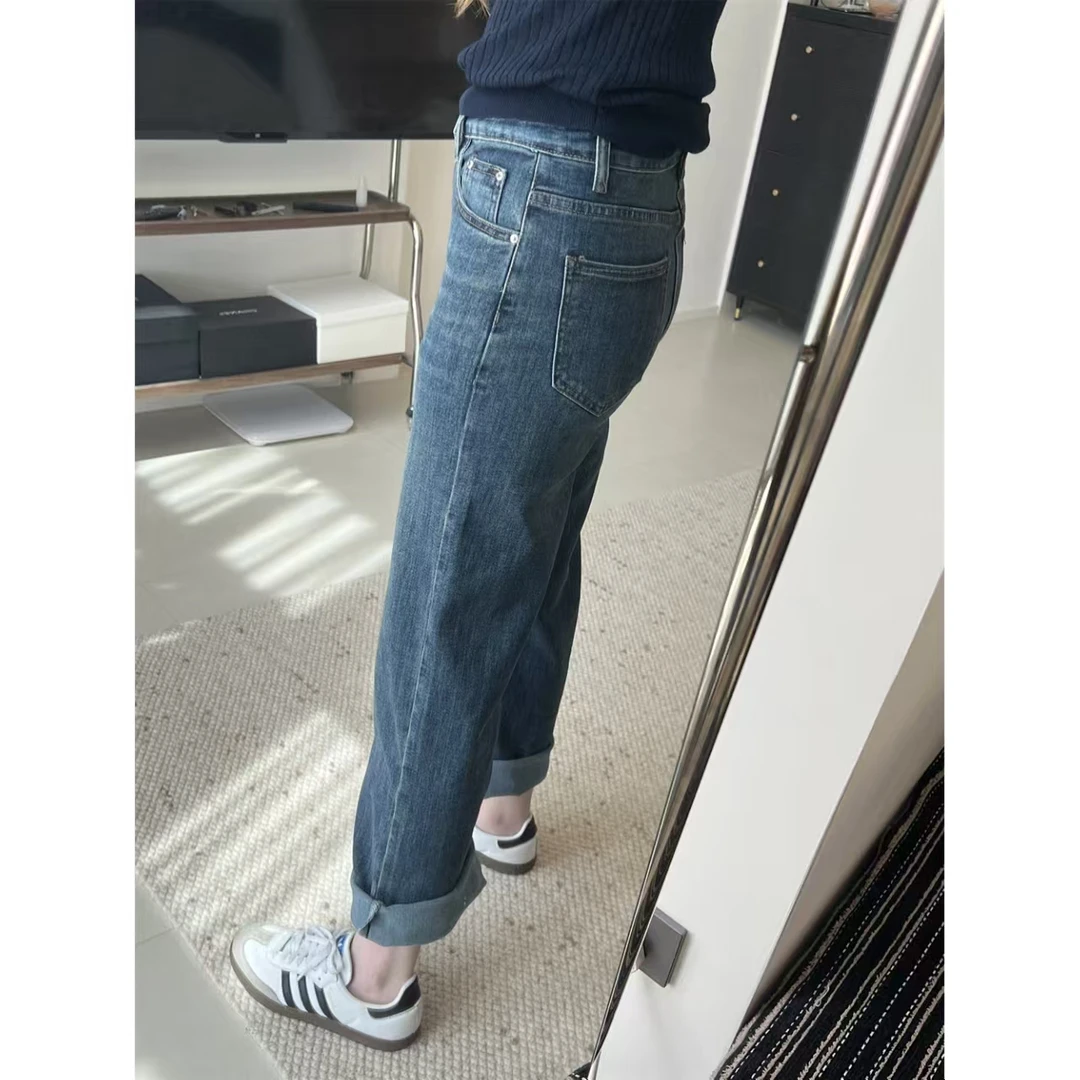 【通勤牛仔】中高腰水洗直筒牛仔裤