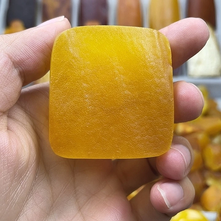 定制蜜蜡未镶嵌牌子