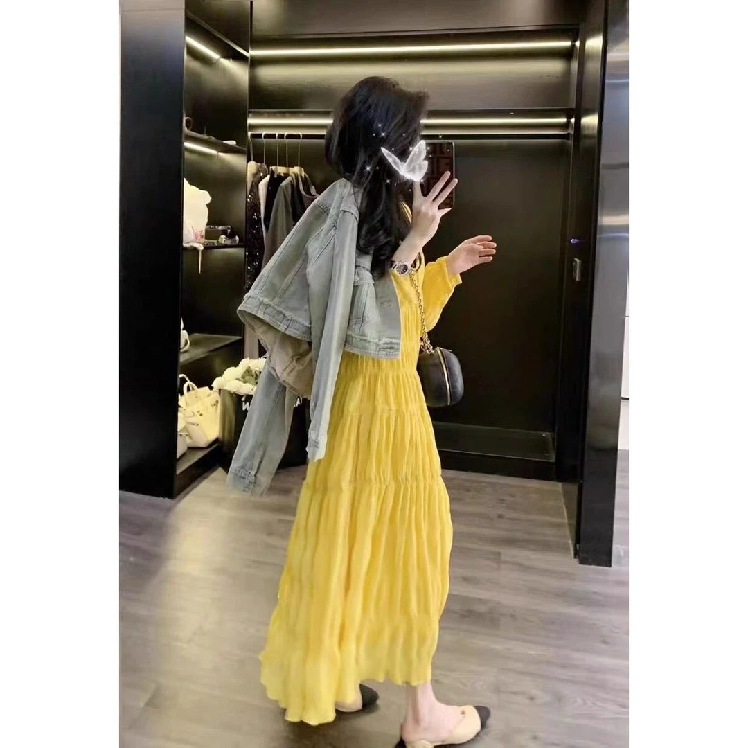 女装连衣裙春夏季气质时尚显瘦设计感小众法式裙子高腰洋气复古