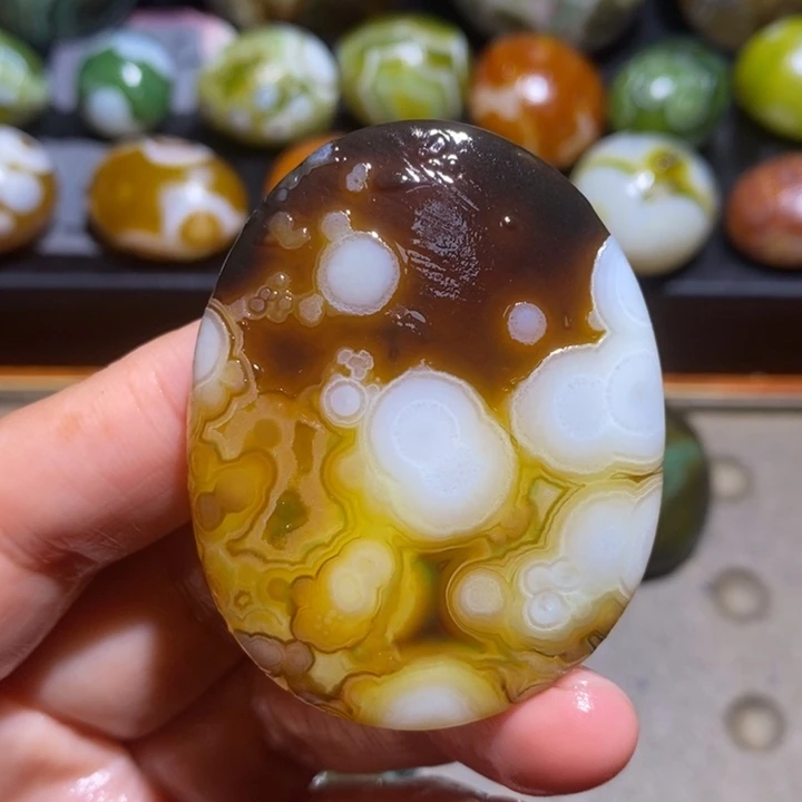 未镶嵌玛瑙/玉髓珠宝半成品47