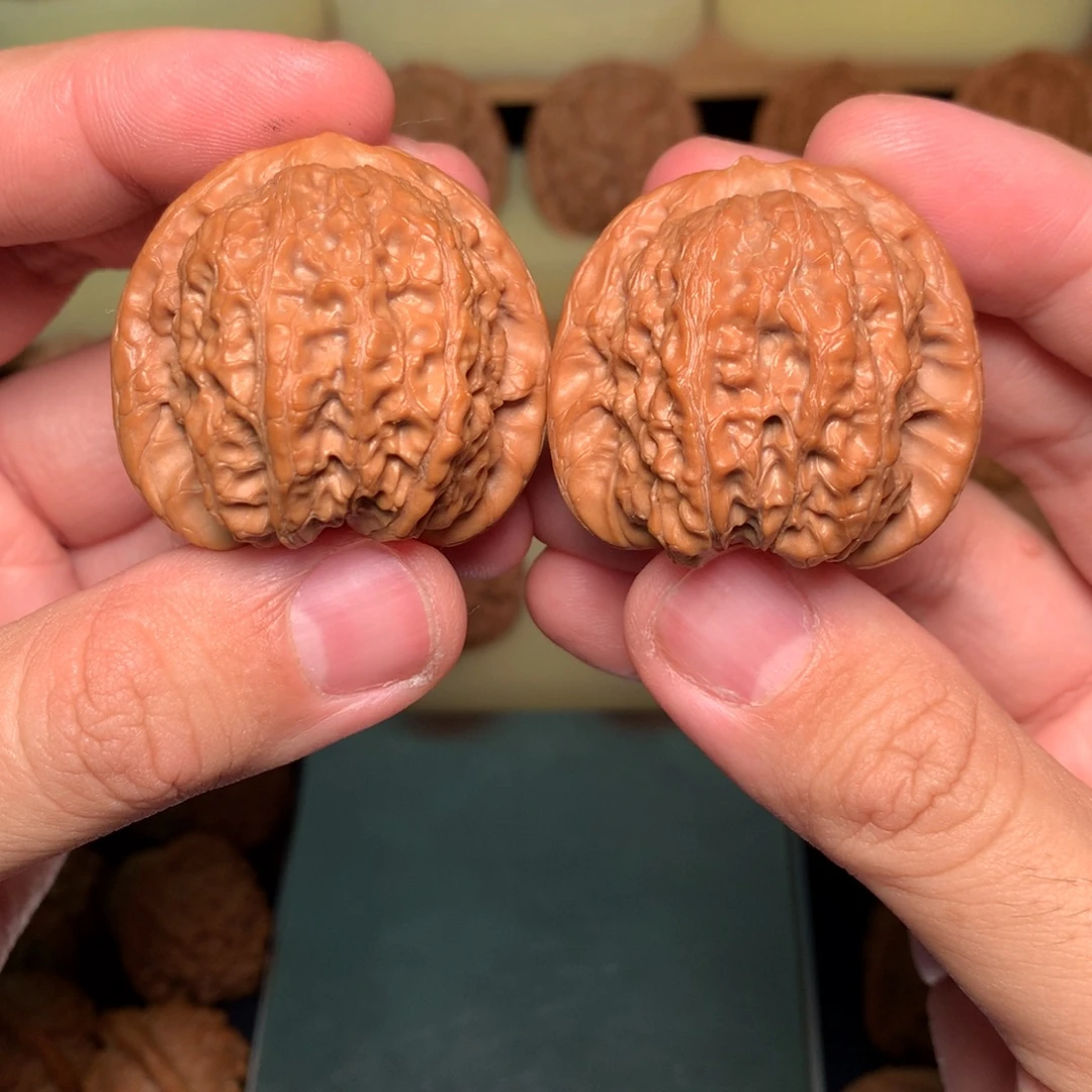 把件文玩核桃39原桩血麒麟44g