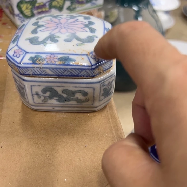 瓷片陶瓷。。。。。。。。。。。。。。。。