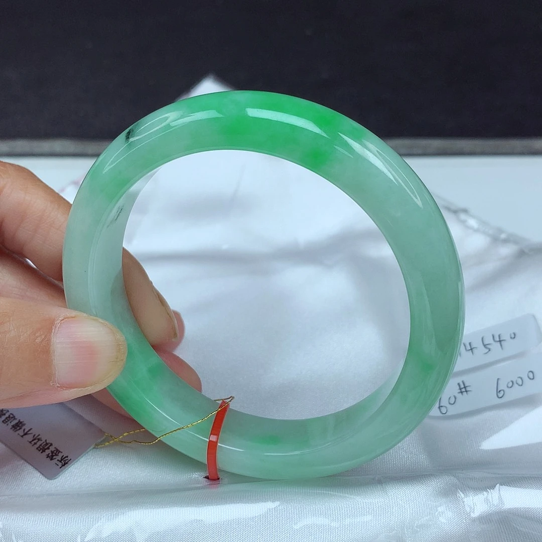 翡翠未镶嵌手镯60圈4540