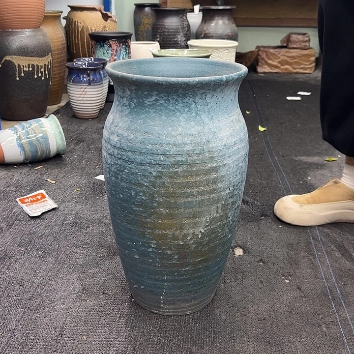 20+39 粗陶花盆有孔