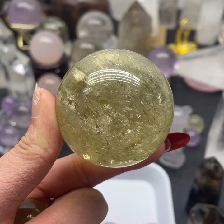 水晶38未镶嵌恺****宝黄水球