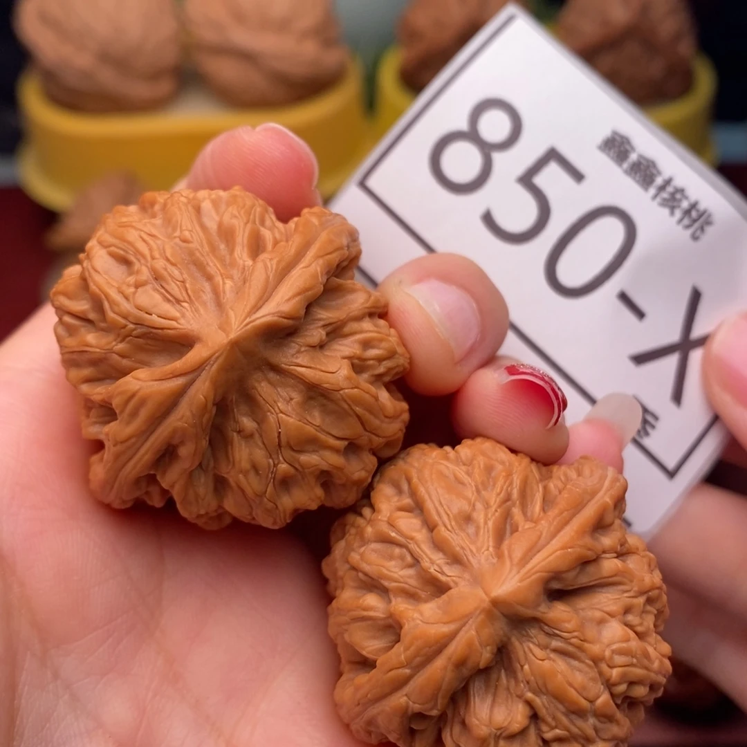 桃核把件红锦鲤38……