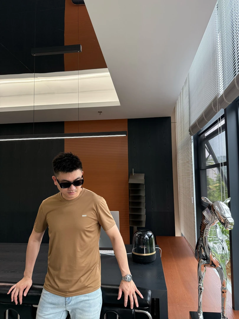 陆老板-2025夏季新品男士圆领T恤-LU-8809