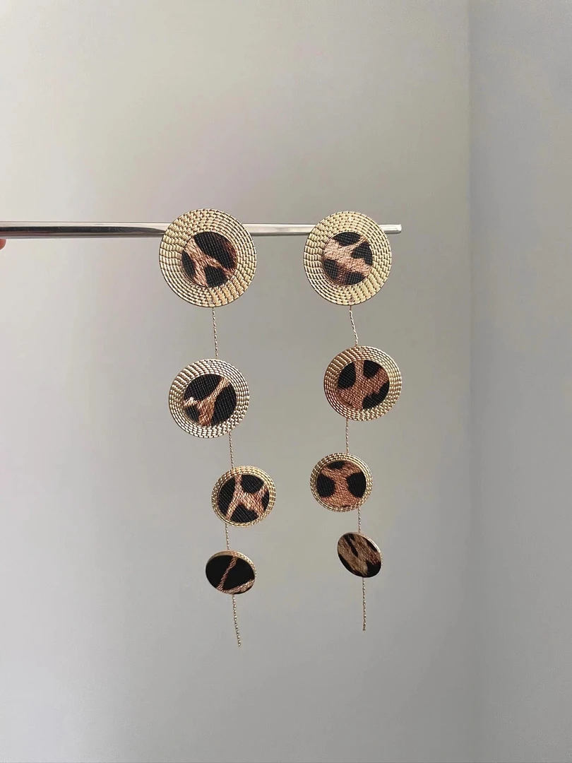 铜合金耳饰 复古夸张豹纹圆片流苏耳环女独特高级感耳钉长款耳饰