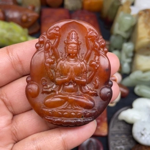 蛇纹石玉未镶嵌颈饰6