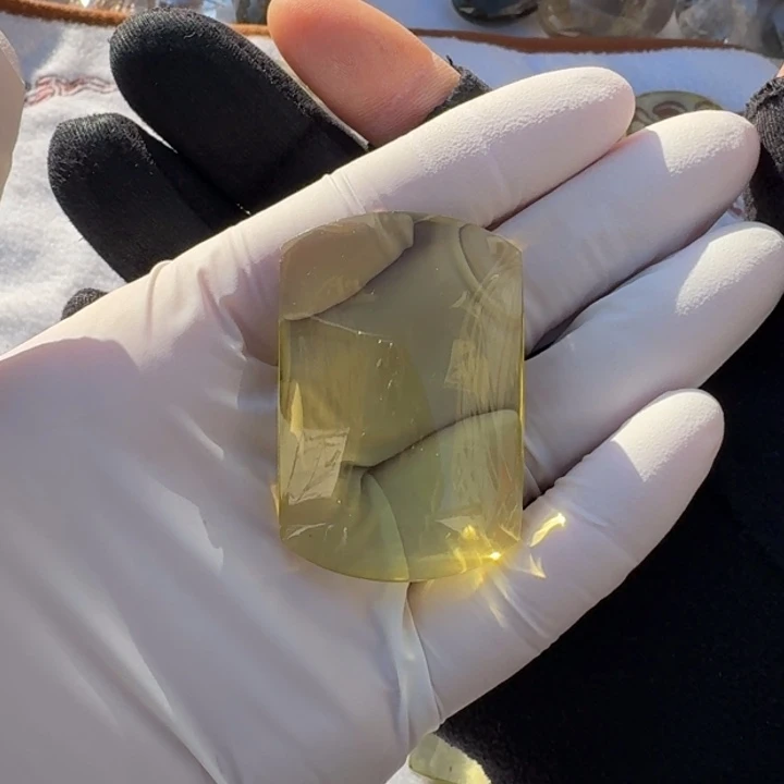 水晶颈饰未镶嵌黄水晶无事牌吊坠