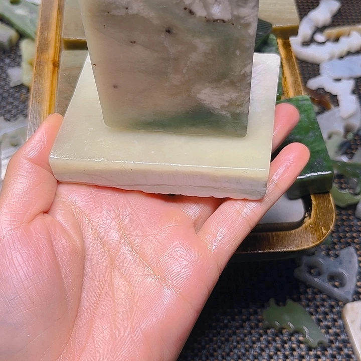 未镶嵌和田玉珠宝半成品毅****）