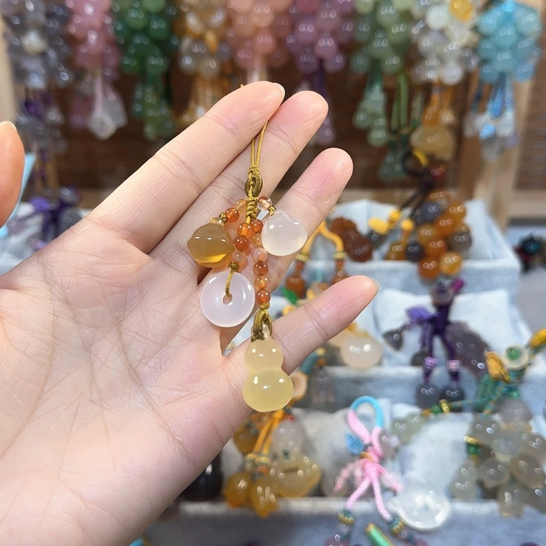 玛瑙/玉髓手机挂件福利款通货料子不挑带有包容点未镶嵌