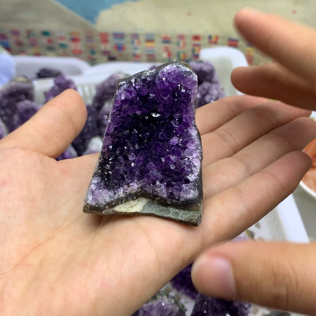 玉***清未镶嵌水晶珠宝半成品天然