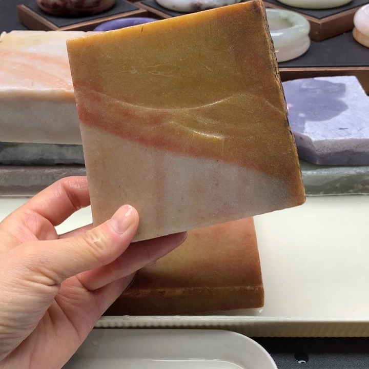 石英岩玉未镶嵌手镯