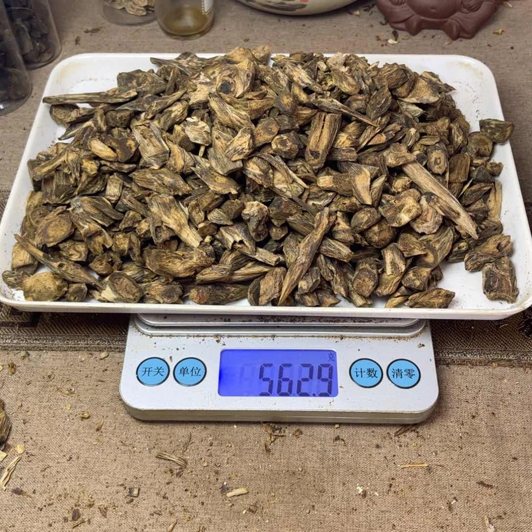 沉香碎屑沉香有*人树丁562 克
