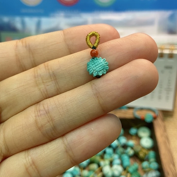 南红玛瑙未镶嵌珠宝奇石