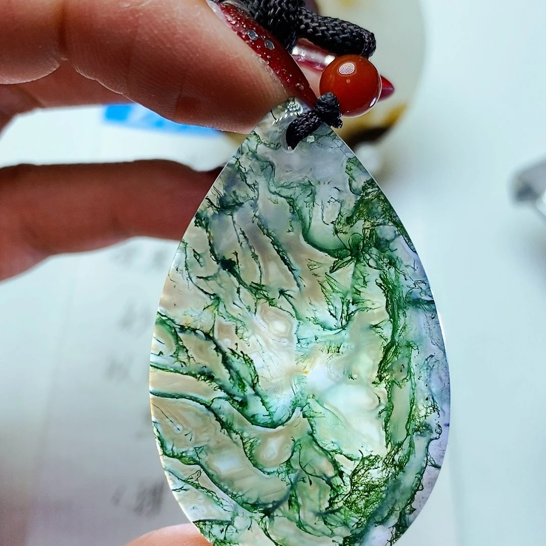 玛瑙/玉髓颈饰未镶嵌鱼*石