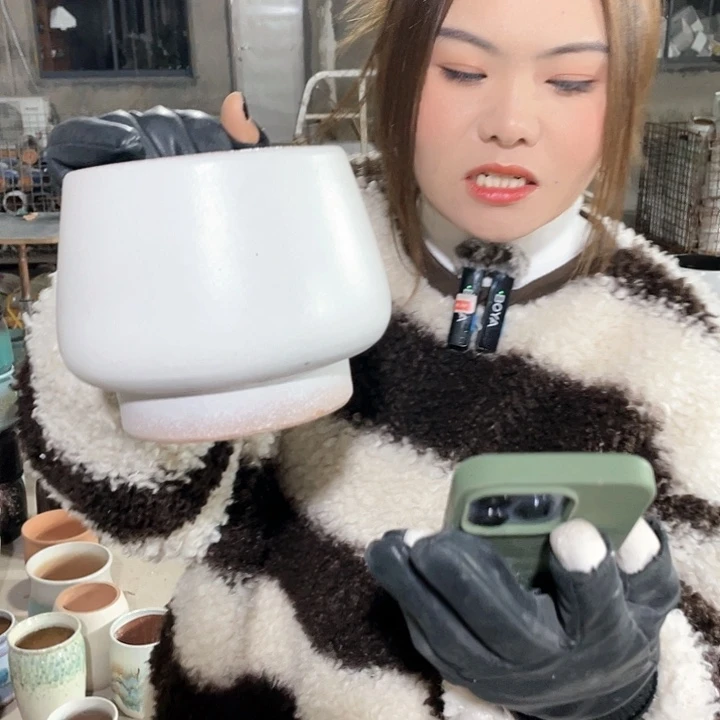 红陶瑕疵口13高14