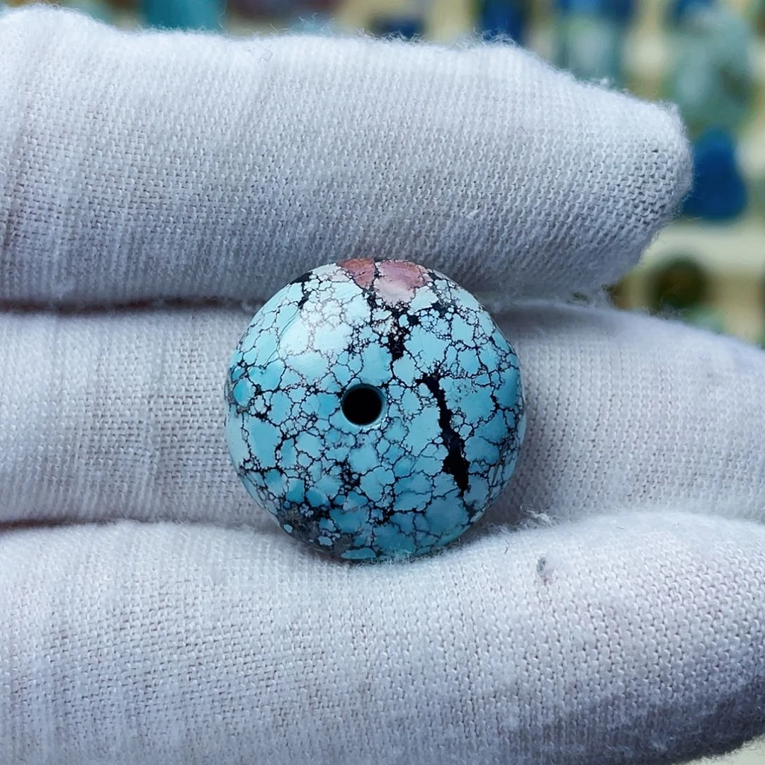 绿松石颈饰未镶嵌