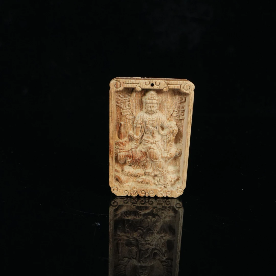 6708 柬埔寨菩萨棋金丝结沉香自在观音 5.94x3.94x1cm 9.81g