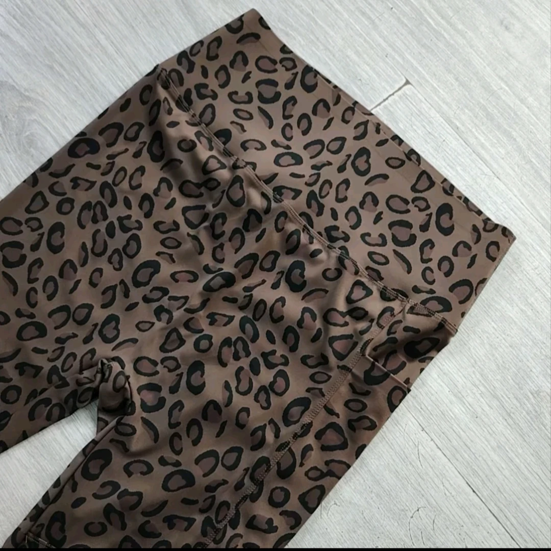 2025-WM秋季新款时尚洋气显瘦豹纹高腰紧身无痕外穿芭比裤百搭