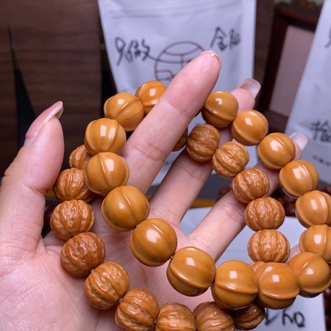 猴头核桃手串京八棱鲨鱼