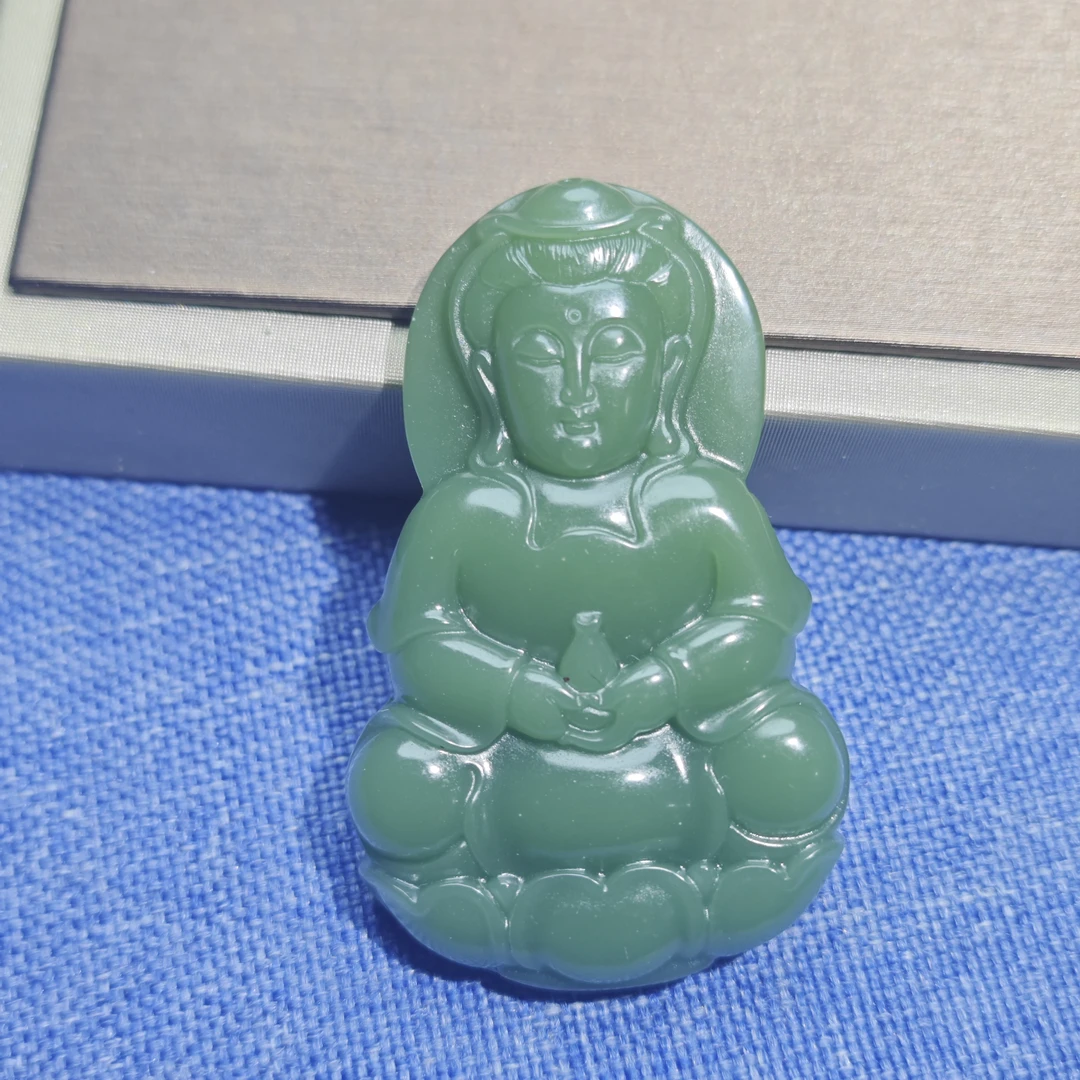 新疆且末蓝正装观音和田玉吊坠