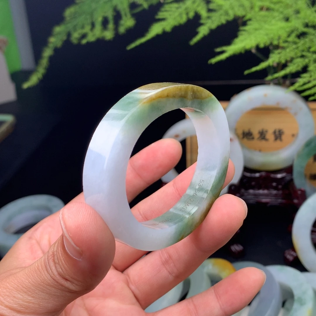 定制翡翠手镯未镶嵌定制手镯