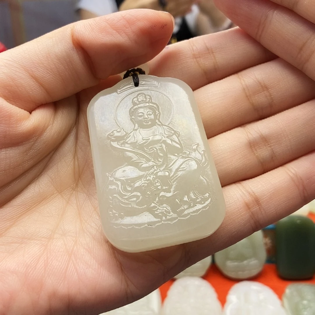 颈饰未镶嵌和田玉诺*