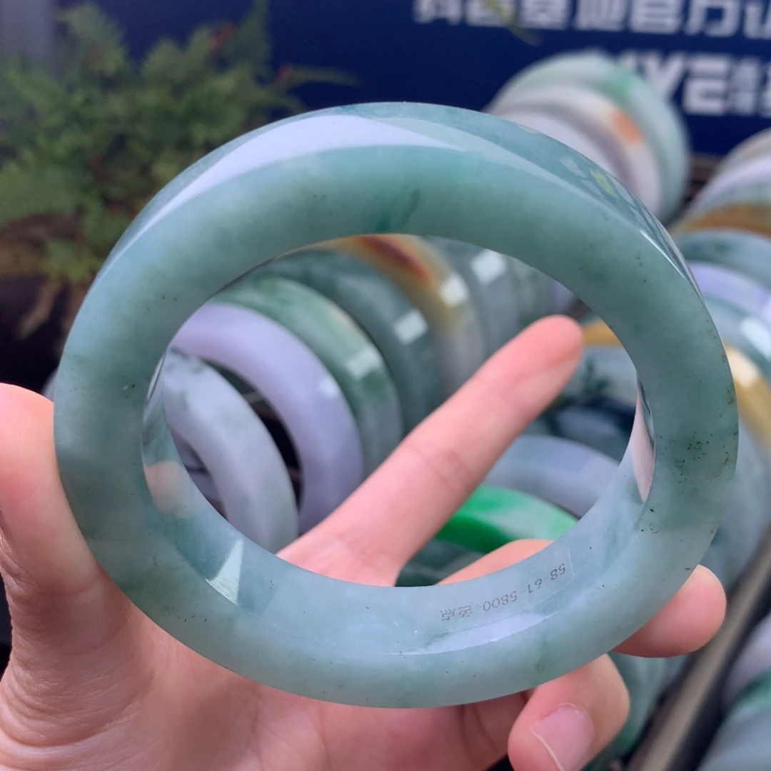 定制翡翠未镶嵌手镯定制不退不换
