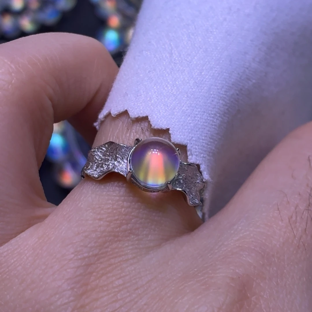 银S925镶嵌戒指月光石马岛戒指