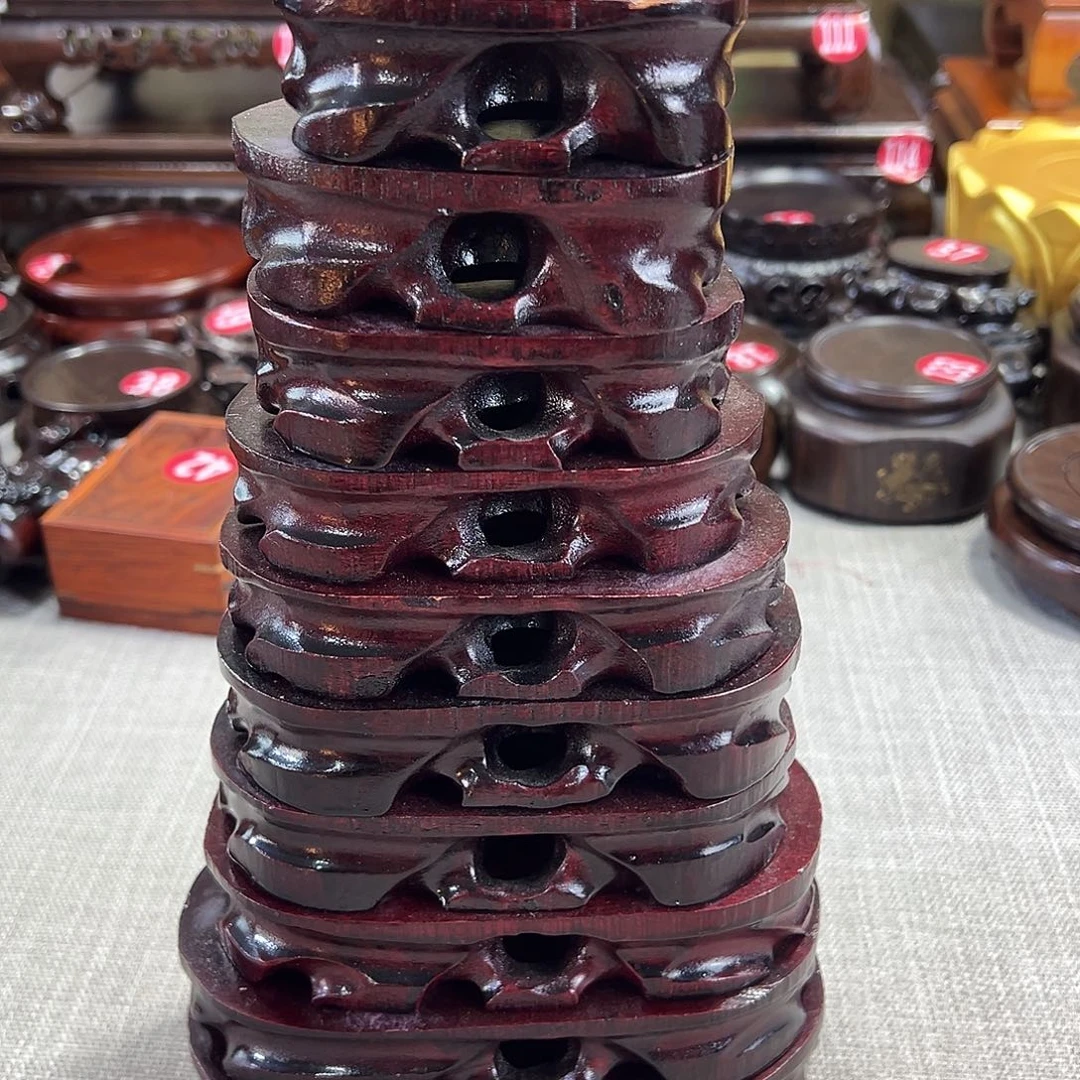 红木底座精雕工艺品