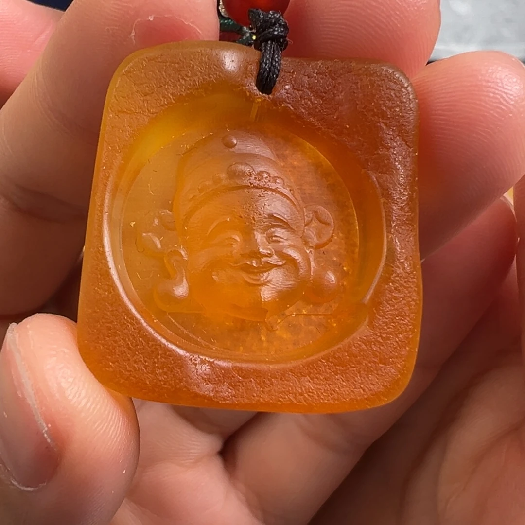 琥珀未镶嵌裸石琥珀