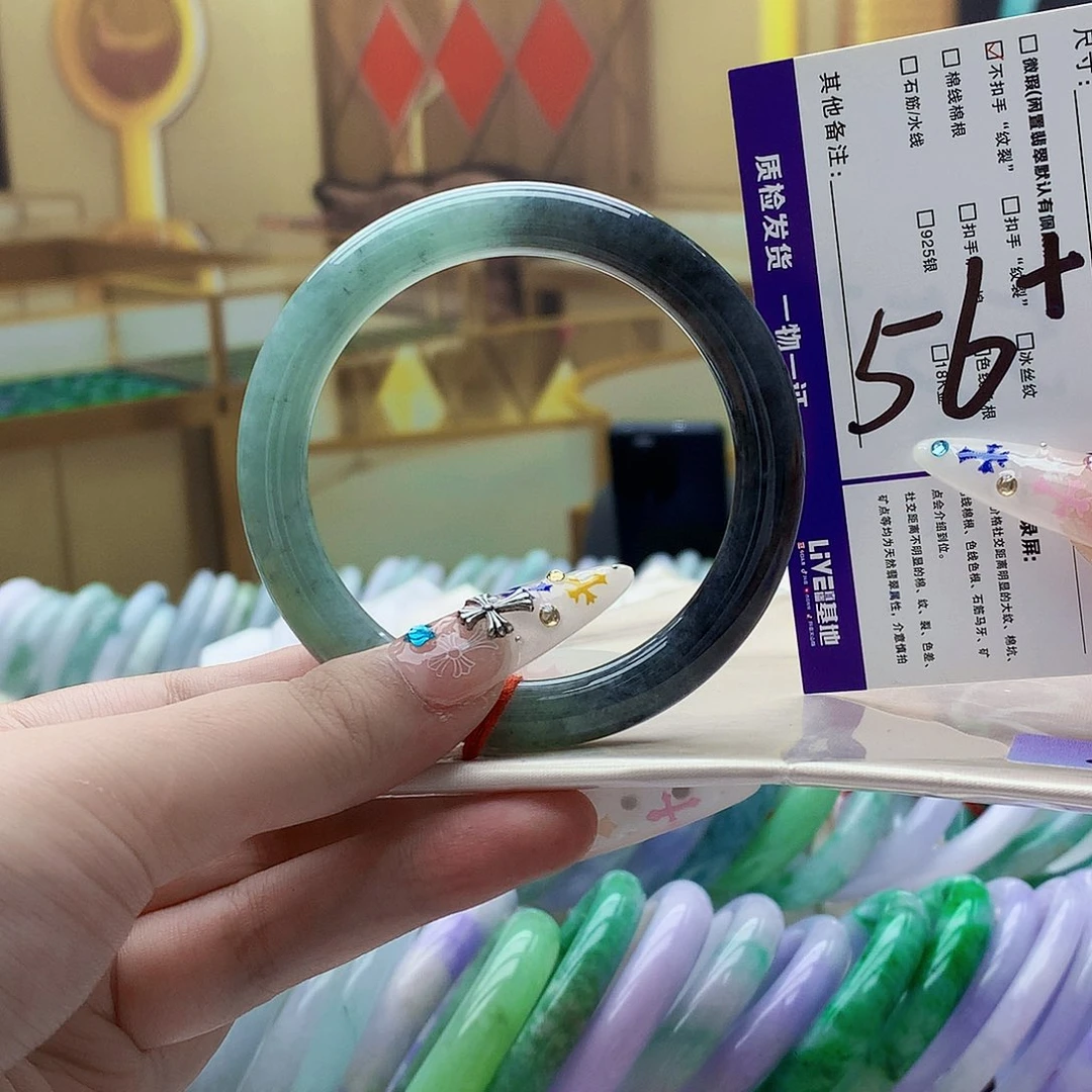 翡翠未镶嵌手镯nn