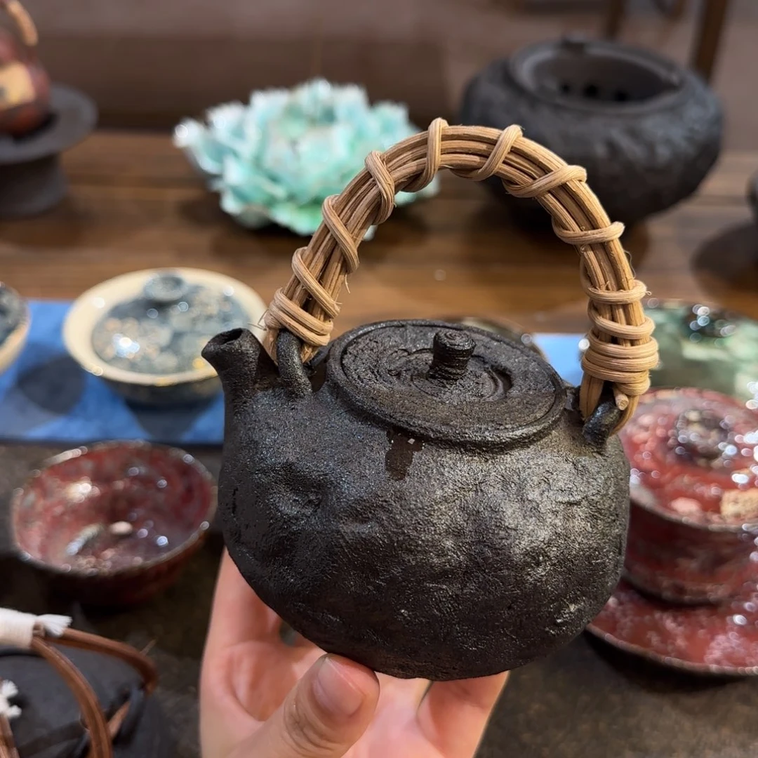 景德镇手作器皿了