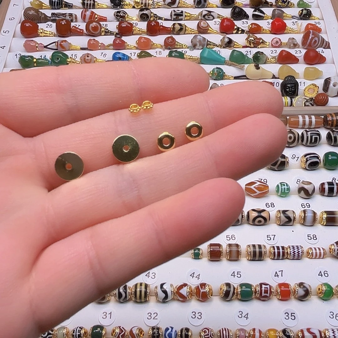 葛****玛瑙/玉髓未镶嵌颈饰