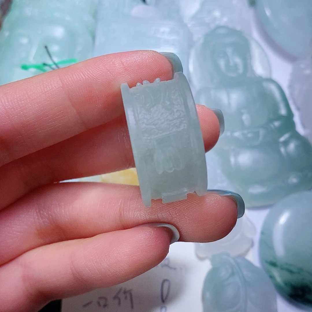 定制翡翠未镶嵌毛货付款后确认抛光