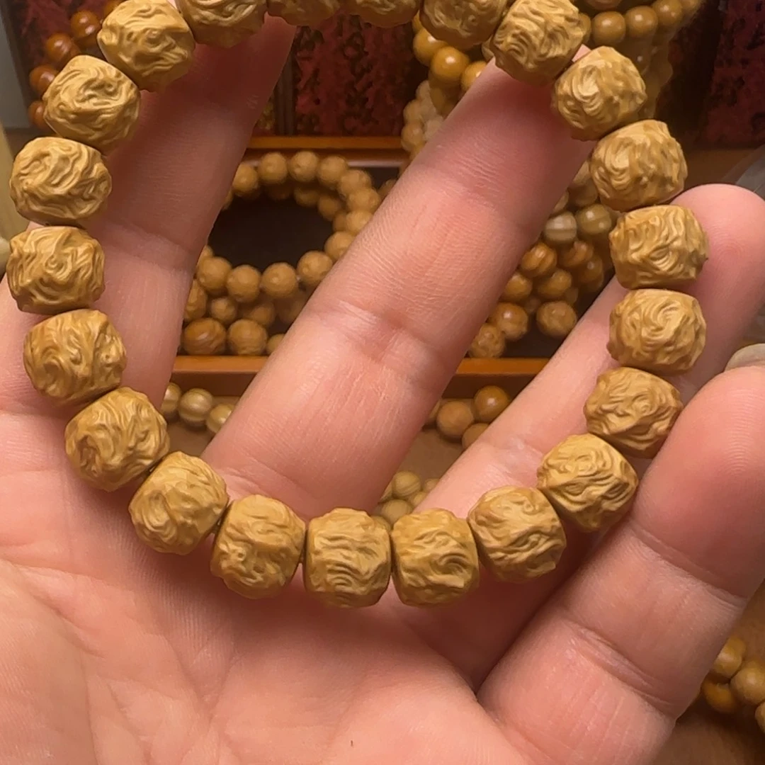 巷***尾猴头核桃手串龙蛇之变