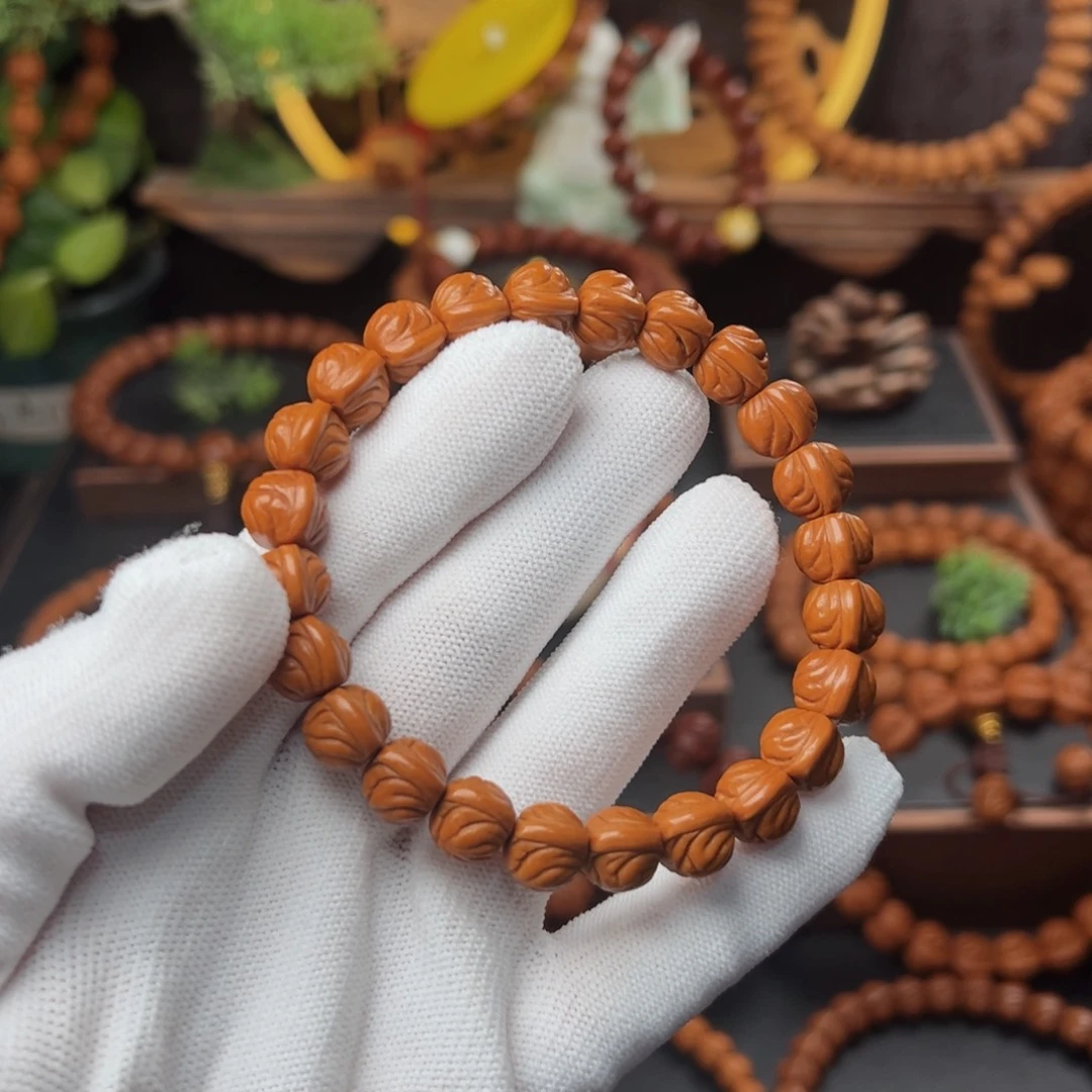 吊坠桃核刚***风1.0顶货金玉龙手串