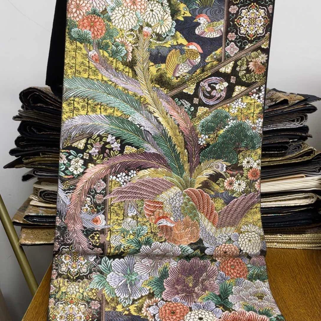 织绣织锦技艺超群出众