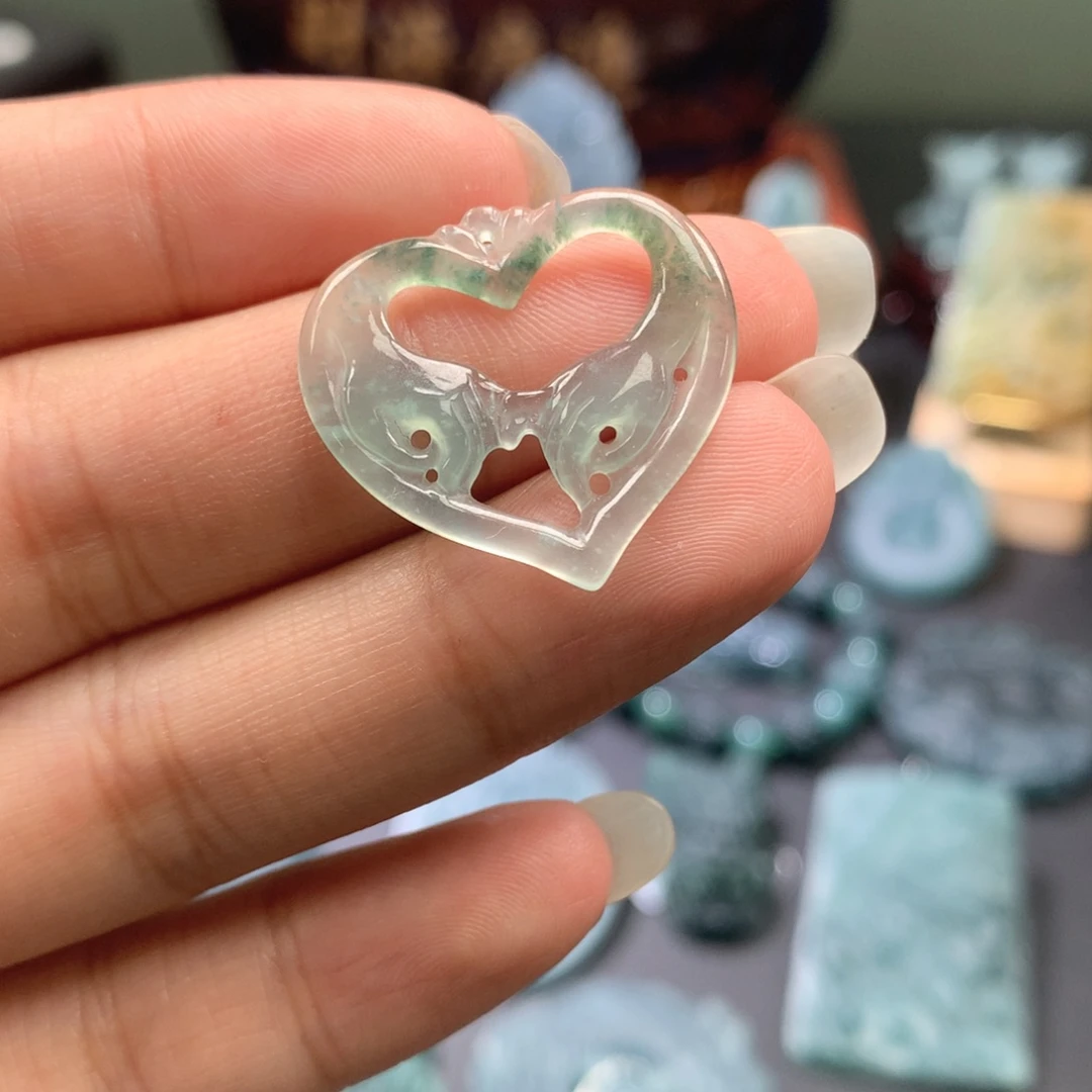 翡翠未镶嵌颈饰天然翡翠