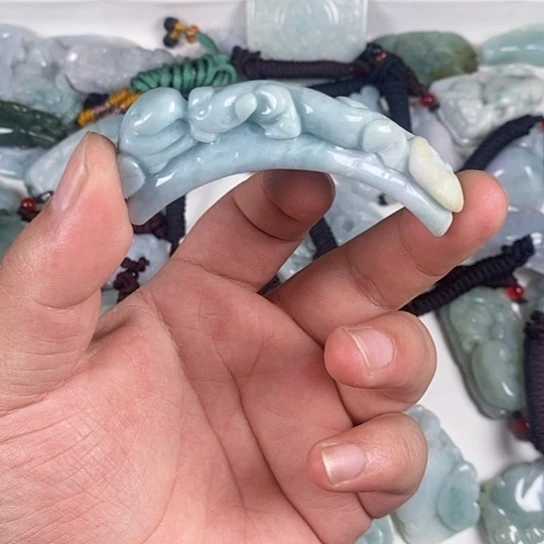 翡翠未镶嵌颈饰天然翡翠